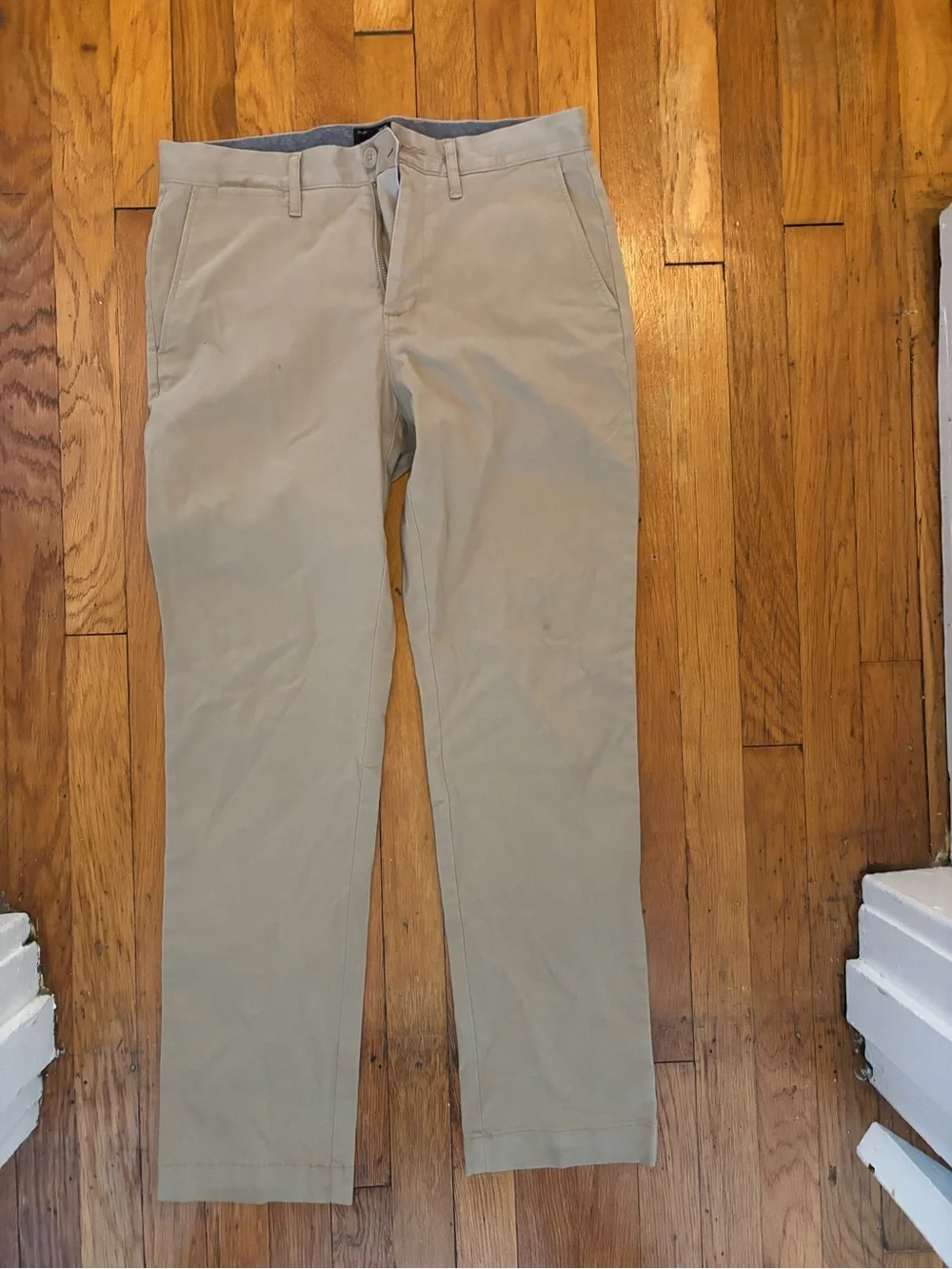 J. Crew Men's 770 Straight Fit Stretch Chino Pant 29/30
